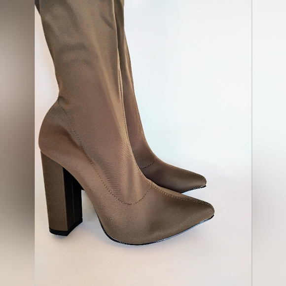 Tall Thigh High Boots - Picture 5 of 7